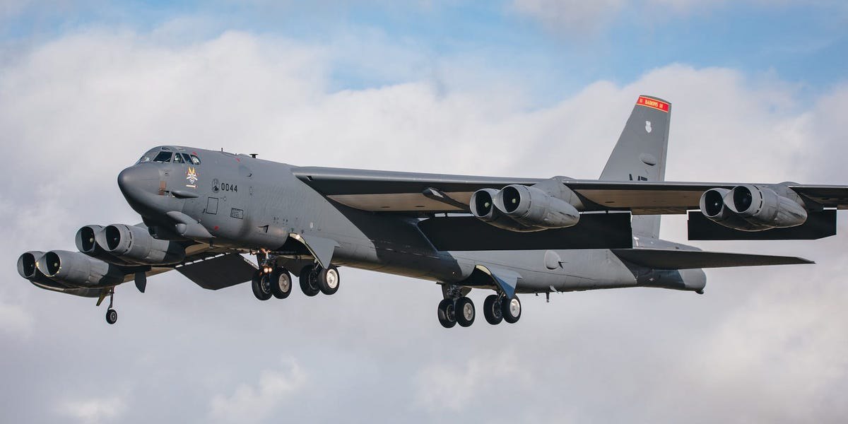 Russia-Ukraine War: US Flies B-52 Stratofortress Bombers Over NATO ...